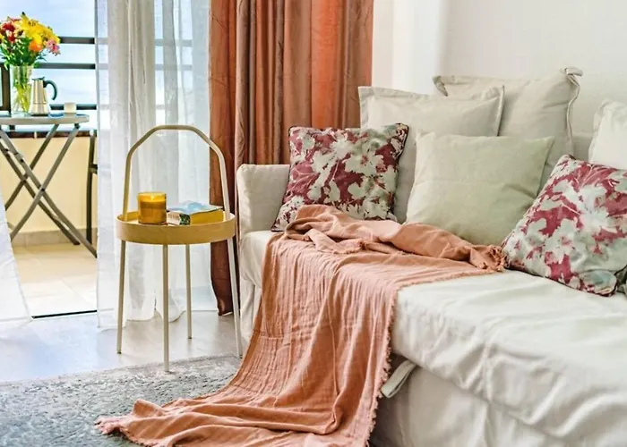 Апартаменти Luxurious And Spacious