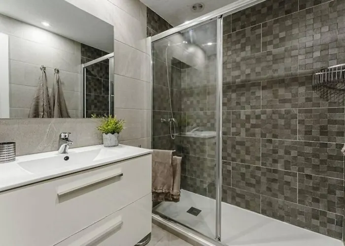 Luxurious And Spacious Апартаменти Адехе